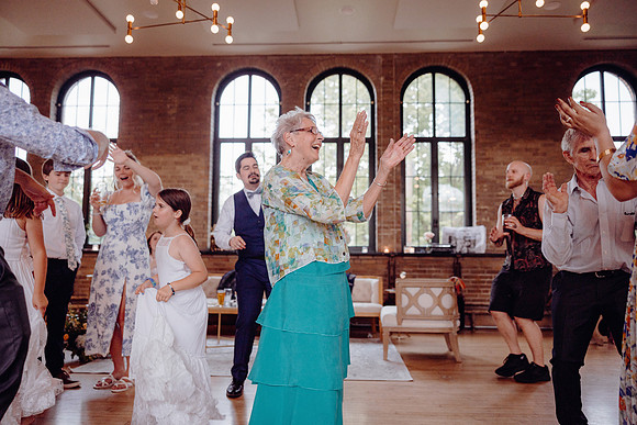 Reception (182)